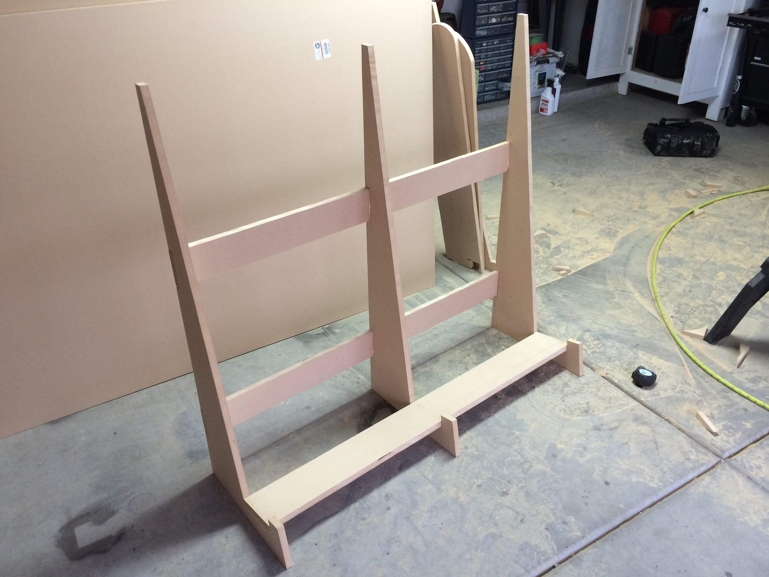 4'x8' panel holder for garage