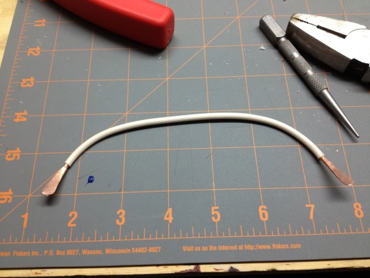 Heavy gauge copper wire as ribs