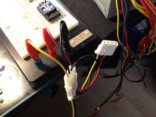4-Pin Molex with Breadboard Connectors
